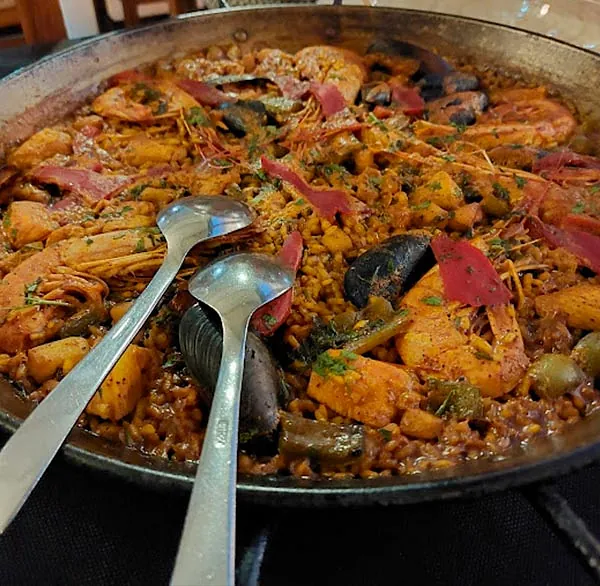 Mesón El Prado paella